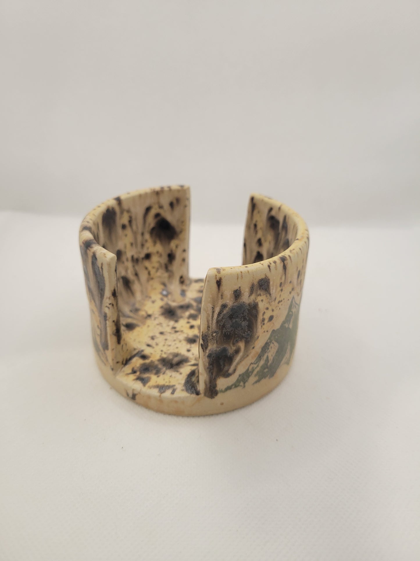 Spunge holder