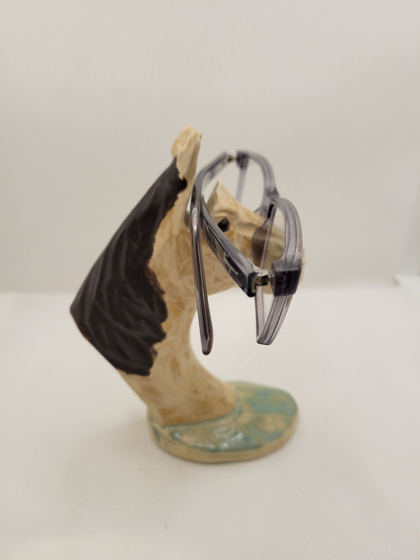 Horse Glasses Holder